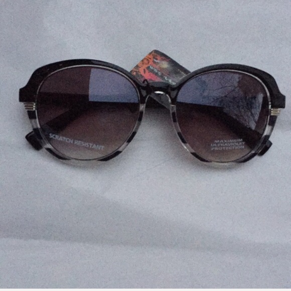 NWT URBAN OUTFITTERS BOHO OVERSIZED TORTOISE MARBLE ROUND SUNGLASSES OS